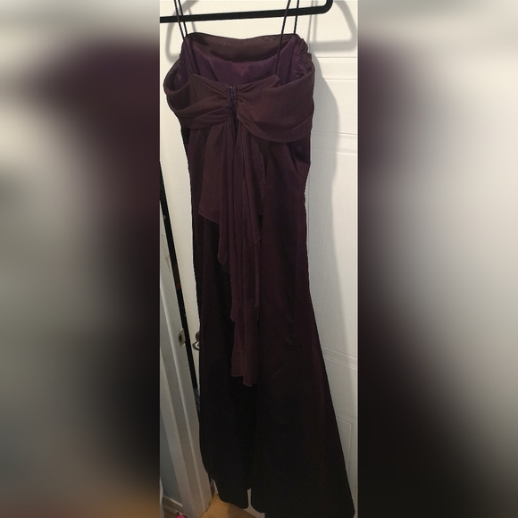 Prom or bridesmaid dress size 8 - Picture 6 of 10